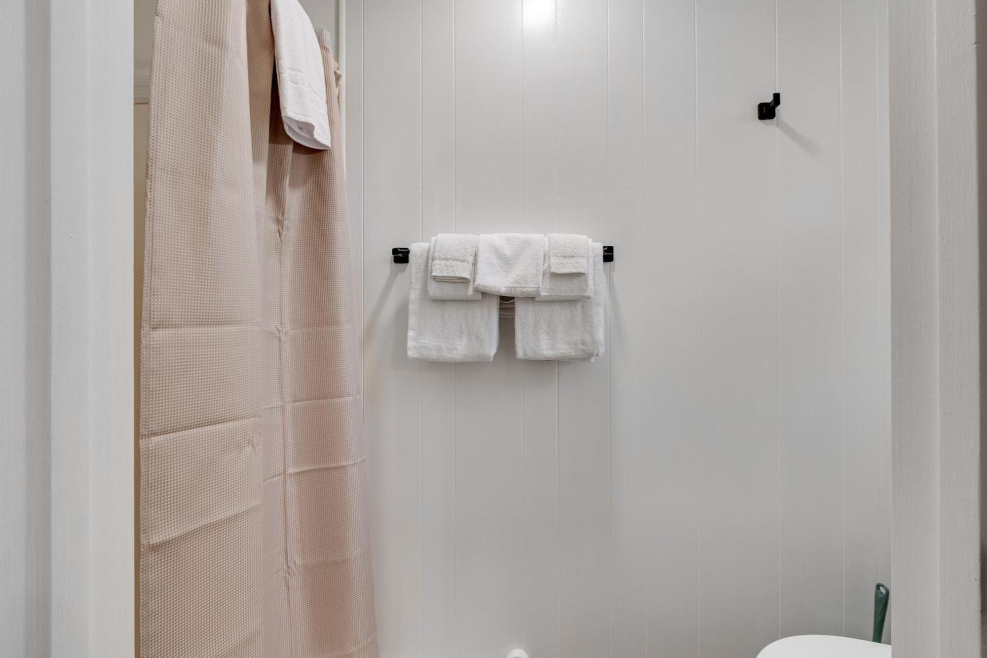 Mount Skokomish Room 3 At Mount Walker Inn Quilcene Ngoại thất bức ảnh